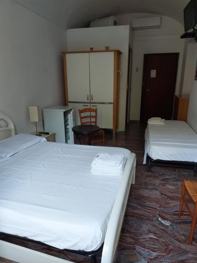 Vatican Rooms Guest House Rzym Zewnętrze zdjęcie