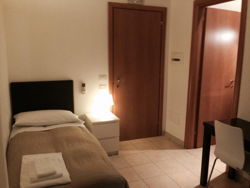 Vatican Rooms Guest House Rzym Pokój zdjęcie