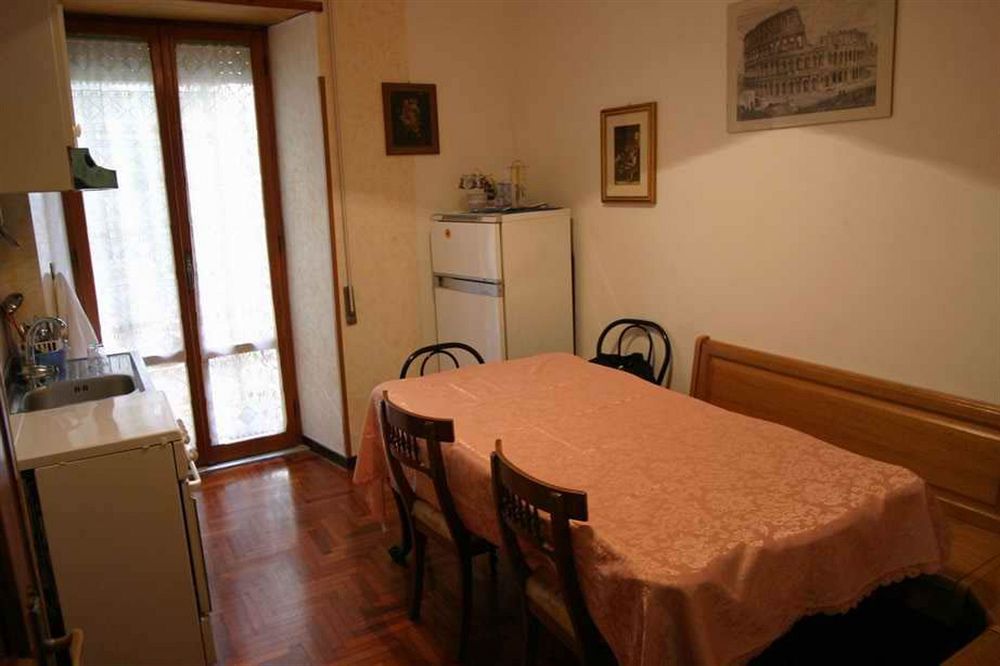 Vatican Rooms Guest House Rzym Zewnętrze zdjęcie